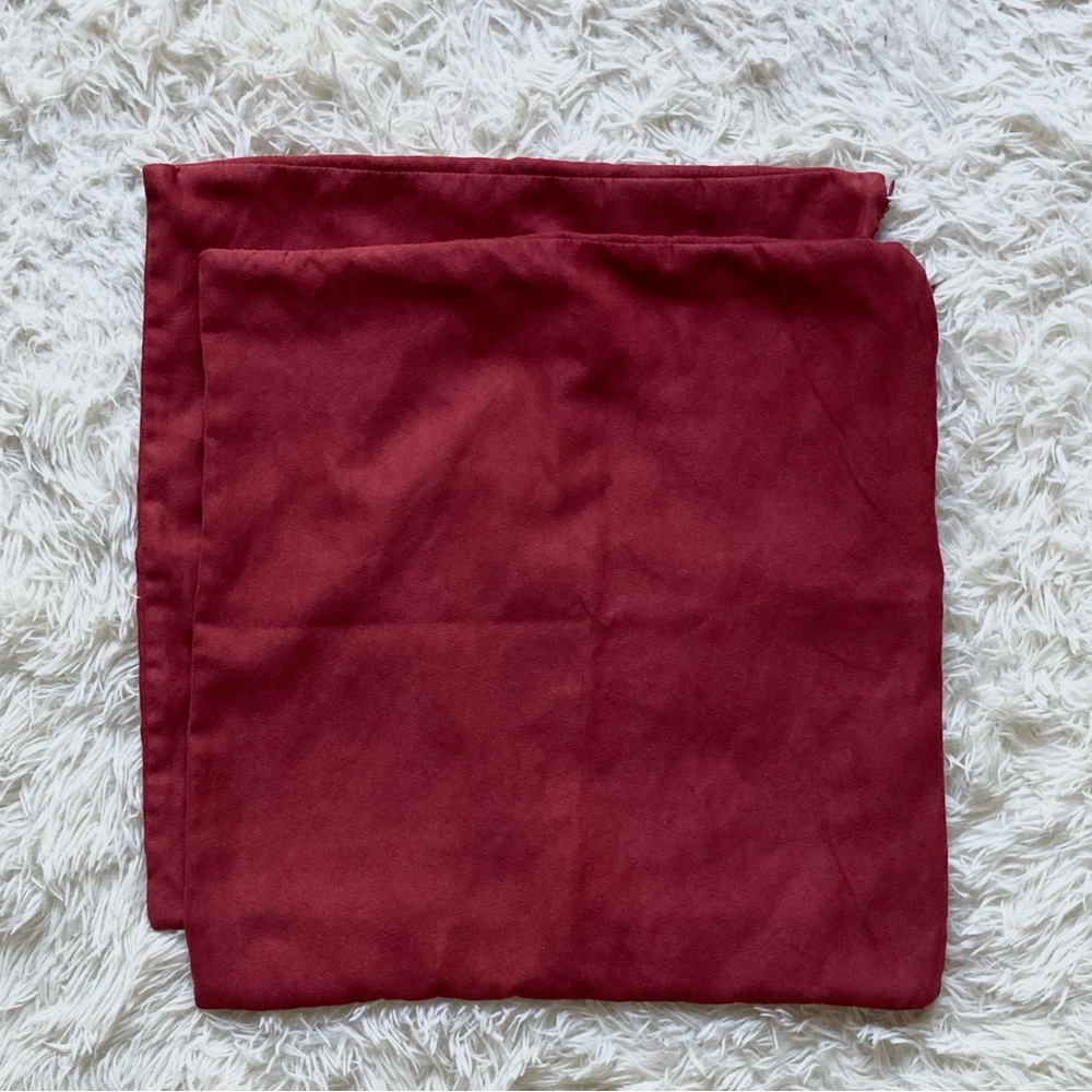 Decorative Reddish Pillow Covers